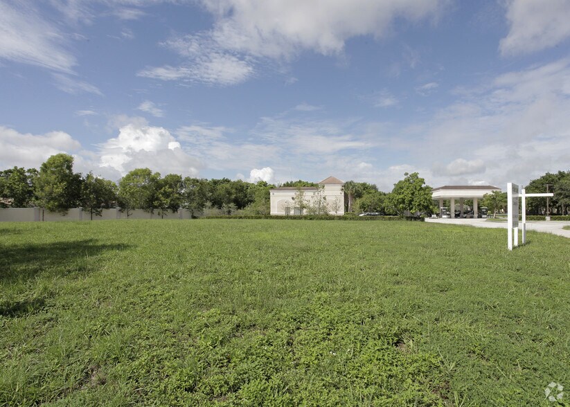 More Photos Of 10370 Royal Palm Blvd, Coral Springs Land For Lease