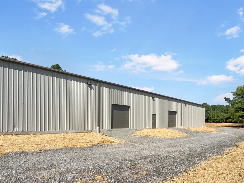More Photos Of 6115 18th Ave, Tuscaloosa Warehouse For Lease
