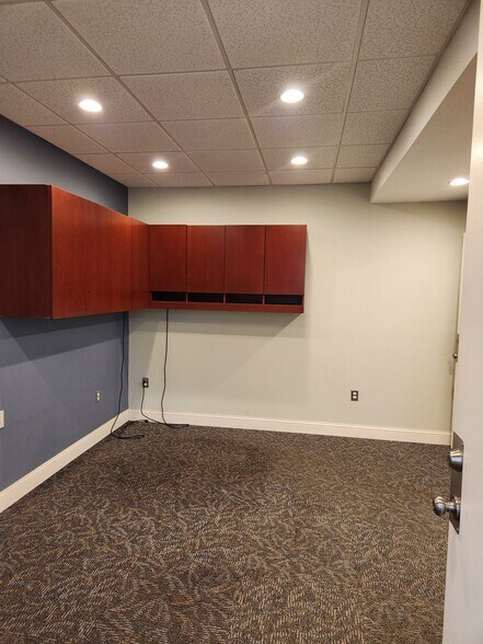 More Photos Of 2828 10th St NE, Washington Warehouse For Lease