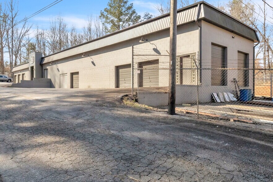 More Photos Of 4175 Sandy Flat Rd, Taylors Warehouse For Sale