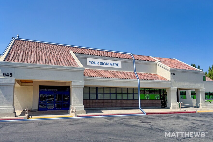 Primary Photo Of 949 Kendall Dr, San Bernardino Drugstore For Lease