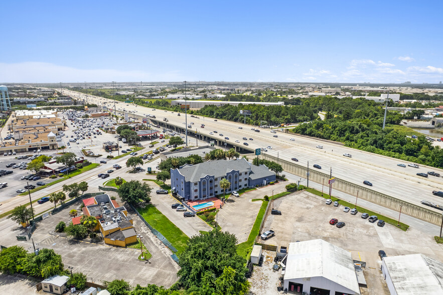 More Photos Of 17550 Northwest Fwy, Houston Hotel For Sale