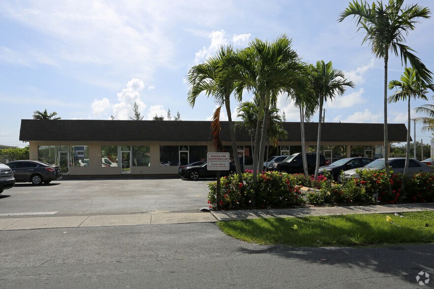 More Photos Of 2301 SE 2nd St, Boynton Beach Medical For Sale
