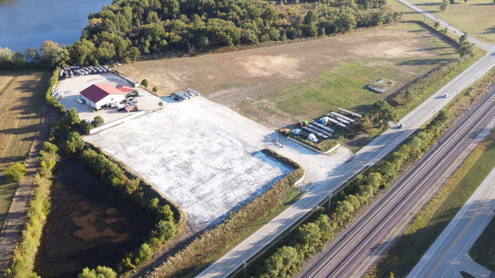 Primary Photo Of 435 Enterprise Dr, Braidwood Warehouse For Sale