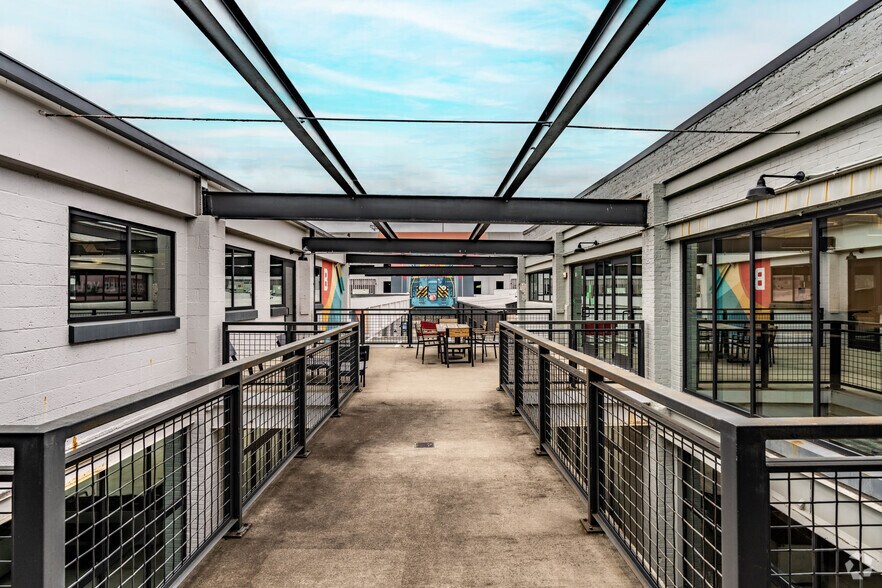 More Photos Of 4101 Charlotte Ave, Nashville Coworking Space