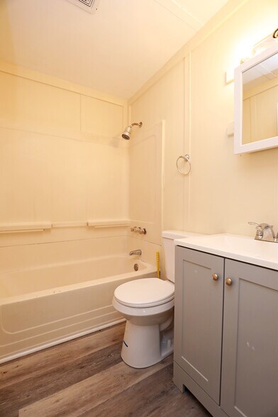 More Photos Of 181 Glenerie Blvd, Saugerties Apartments For Sale