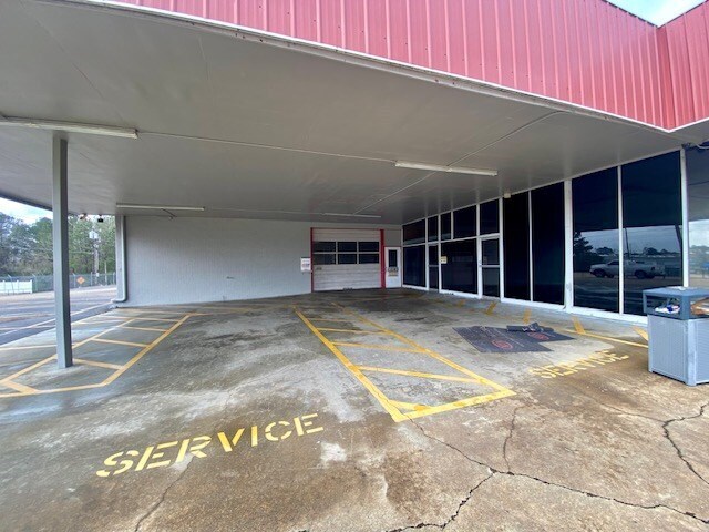 More Photos Of 1030 Longleaf Rd, Mccomb General Retail For Sale