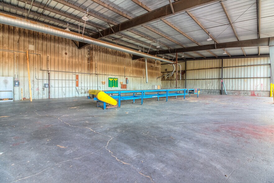 More Photos Of 31 Precision Ln, Malaga Manufacturing For Sale