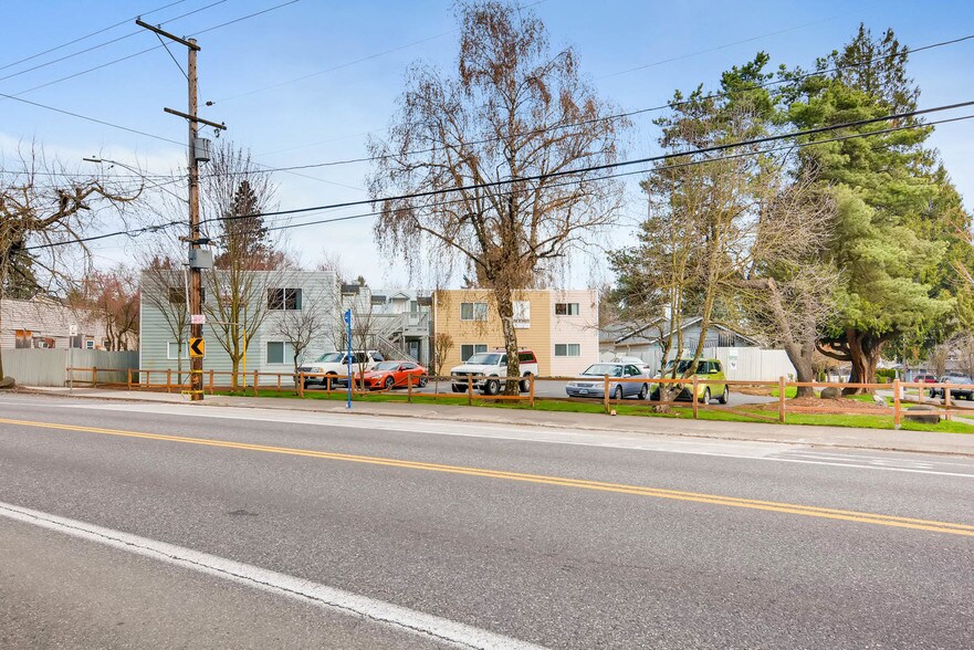 More Photos Of 8415 N Fessenden St, Portland Apartments For Sale