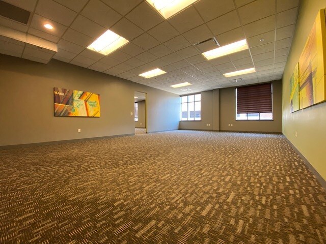 More Photos Of 1265 Main St, Stevens Point Medical For Lease