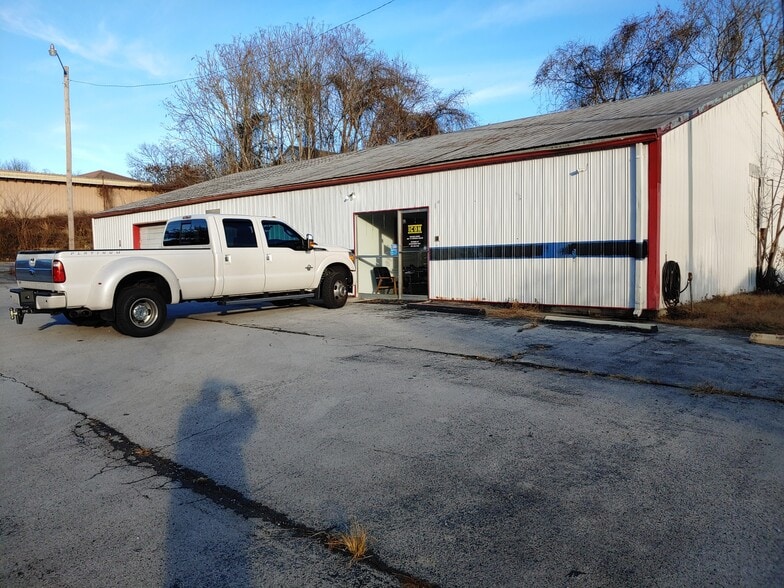More Photos Of 170 Mayberry St, Sparta Industrial For Sale