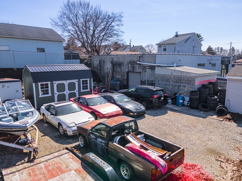 More Photos Of 2227 N 3rd Ave, Whitehall Service For Sale