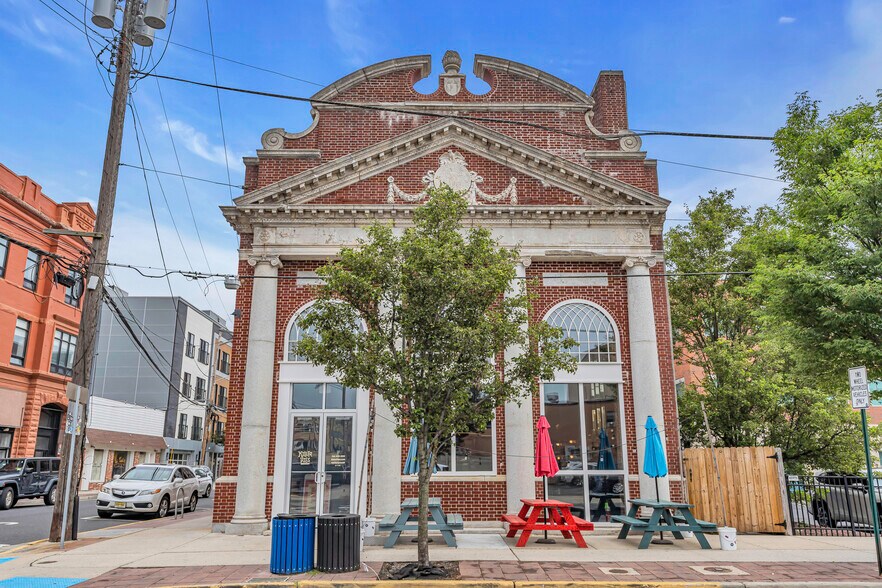 More Photos Of 649 Mattison Ave, Asbury Park Restaurant For Lease