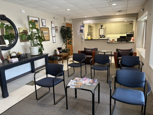 More Photos Of 6114 W Capitol Dr, Milwaukee Medical For Sale