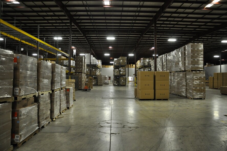 More Photos Of 5100 Rex McLeod Dr, Sanford Manufacturing For Sale