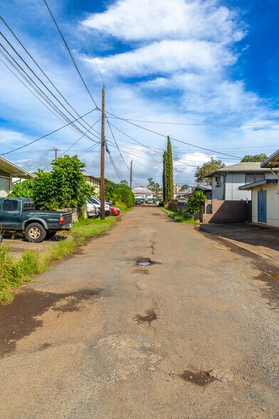 More Photos Of 231 Lehua St, Wahiawa Multifamily For Sale
