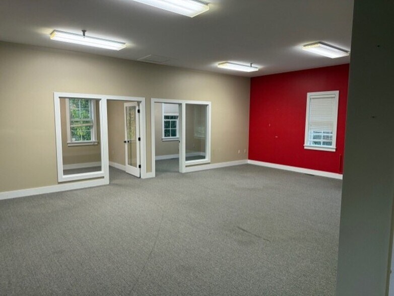 More Photos Of 205 Billings Farm Rd, White River Junction Medical For Lease