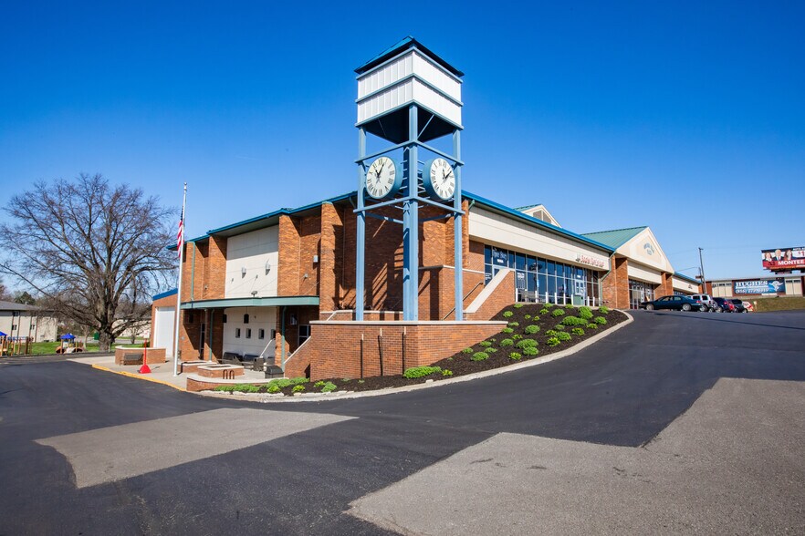 More Photos Of 1900 Belt hwy, Saint Joseph Department Store For Sale