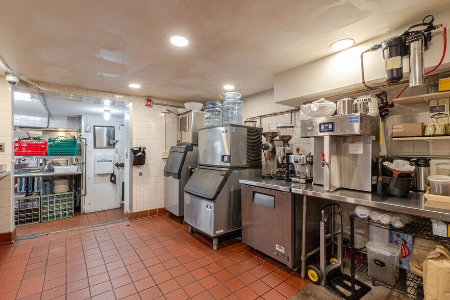More Photos Of 37 Catamount Rd Hillsdale, Hillsdale Hotel For Sale