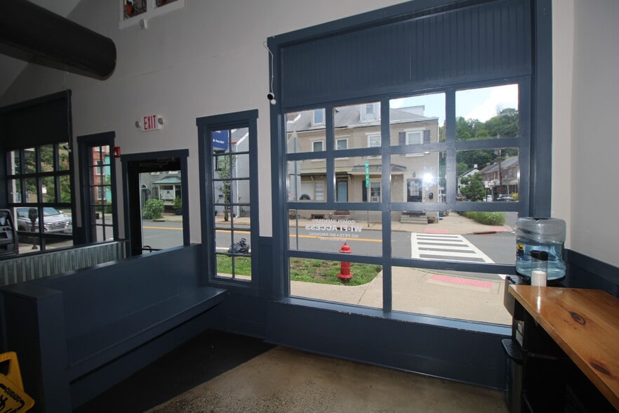 More Photos Of 49 N Main St, Lambertville Restaurant For Sale