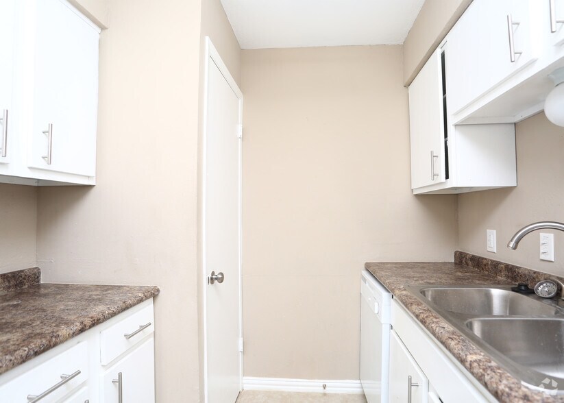 More Photos Of 5601 Birchman Ave, Fort Worth Apartments For Sale