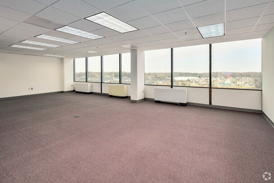 More Photos Of 10210 Greenbelt Rd, Lanham Office For Sale
