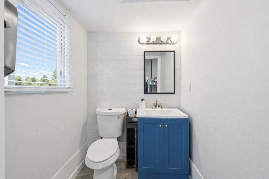 More Photos Of 2000-3000 N Federal Highway, Boca Raton Freestanding For Lease