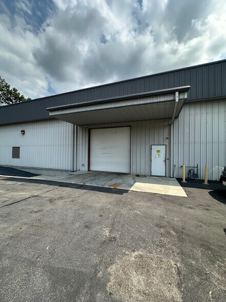 More Photos Of 205 Camden Industrial Pky NW, Conyers Warehouse For Lease