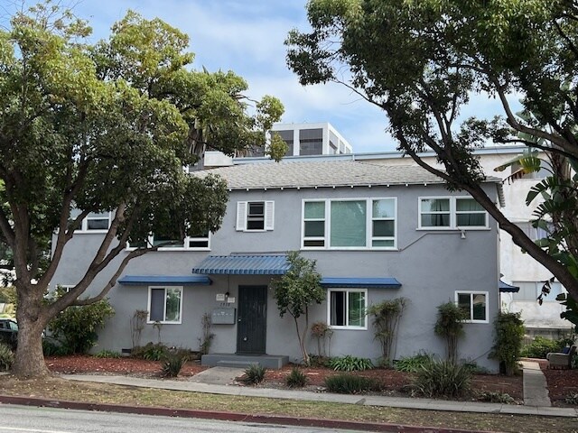 More Photos Of 1916-1930 Arizona Ave, Santa Monica Apartments For Sale
