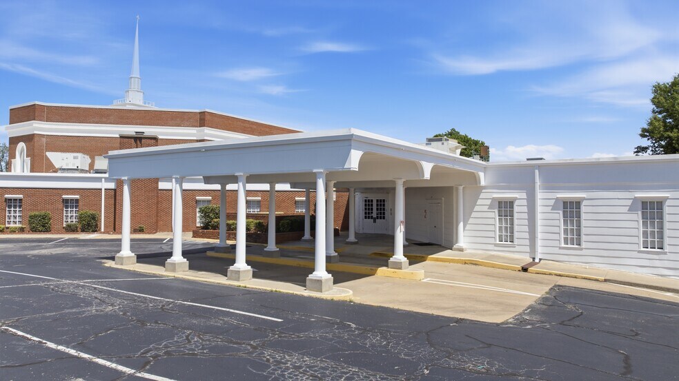 More Photos Of 7100 E 31st St, Tulsa Religious Facility For Sale