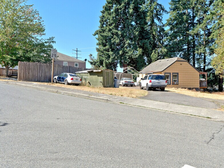 More Photos Of 1409 Monroe Ave NE, Renton Land For Sale