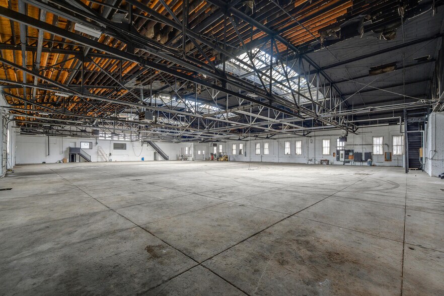 More Photos Of 1423 W 59th St, Chicago Warehouse For Lease