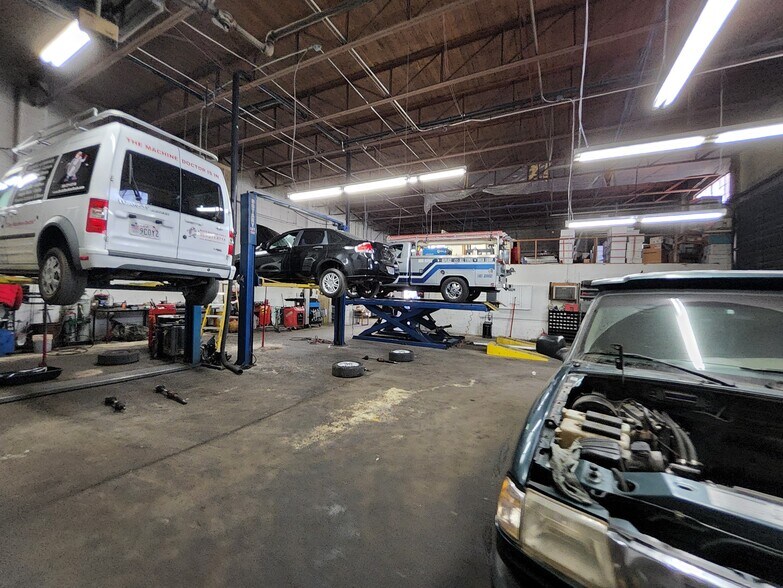 More Photos Of 1835 S State St, Salt Lake City Auto Repair For Sale
