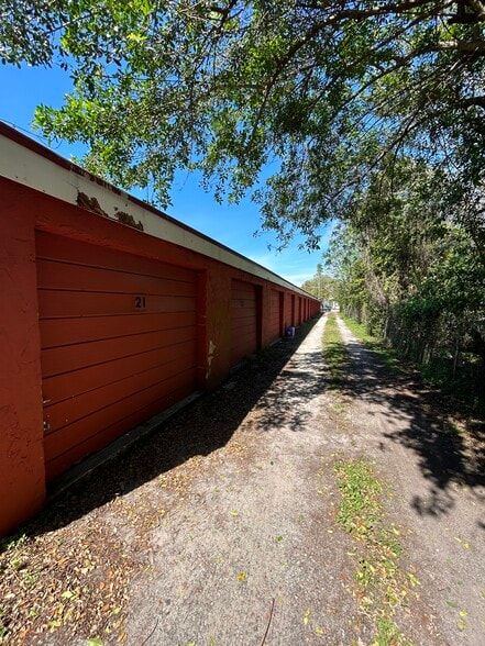 More Photos Of 5616 State Road 54, New Port Richey General Retail For Sale