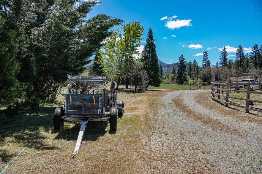 More Photos Of 10800 South Hwy 3 hwy, Callahan Land For Sale