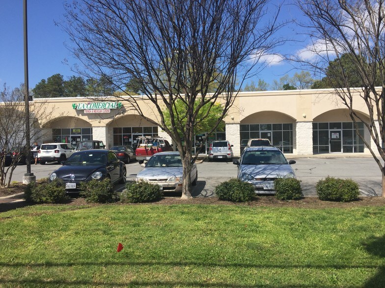 More Photos Of 2947 S Military Hwy, Chesapeake Freestanding For Lease