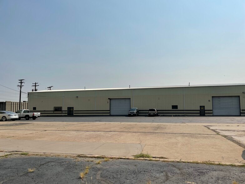 More Photos Of 4751 Fox St, Denver Manufacturing For Lease