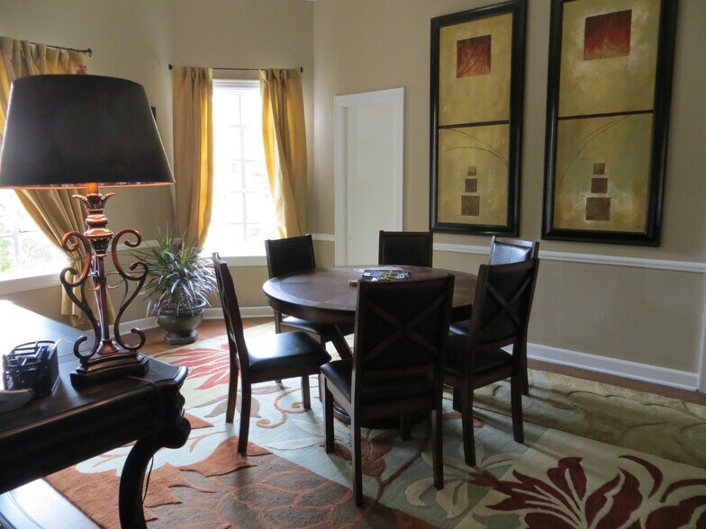 More Photos Of 1323 Broadway St, Little Rock Office For Sale