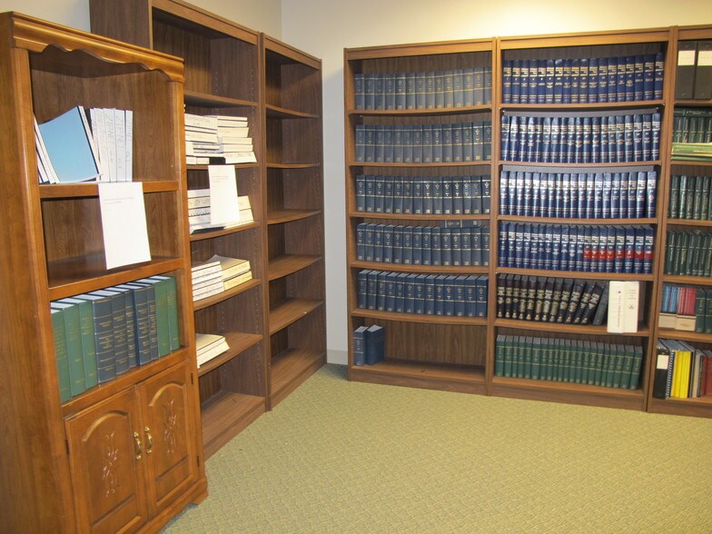 More Photos Of 51 S Duke St, Lancaster Office For Lease