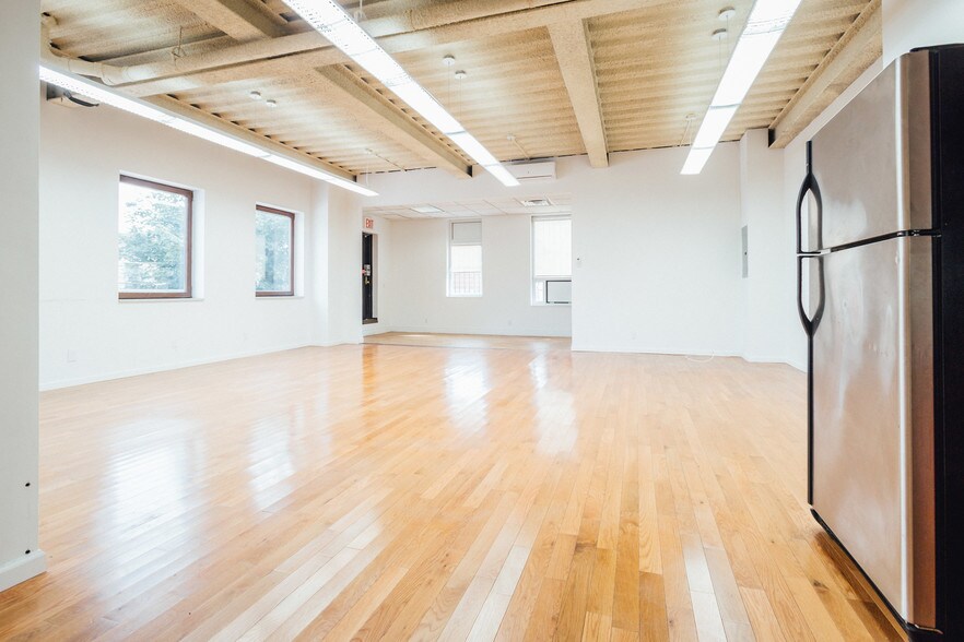 More Photos Of 384 Troutman St, Brooklyn Loft Creative Space For Lease