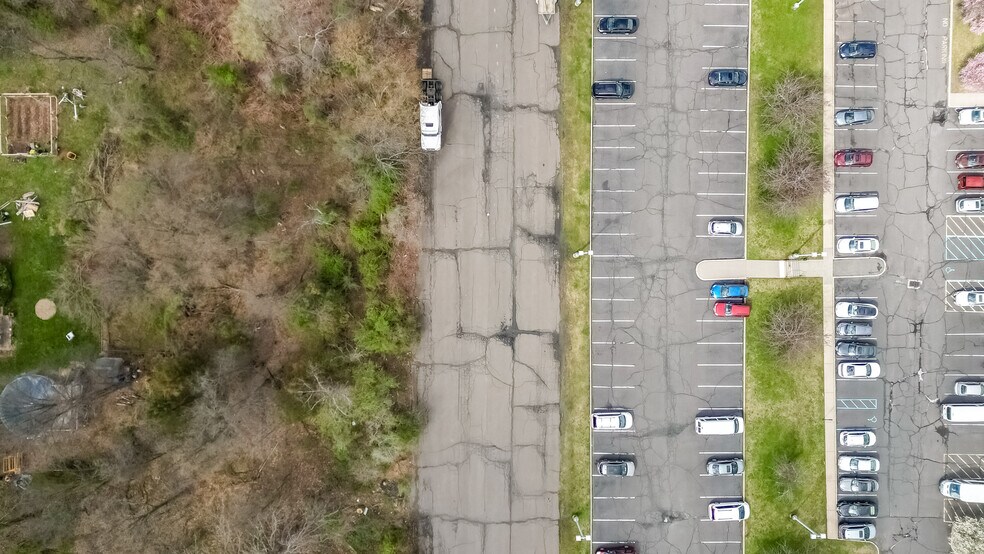 More Photos Of 644 howard avenue, Somerset Land For Lease