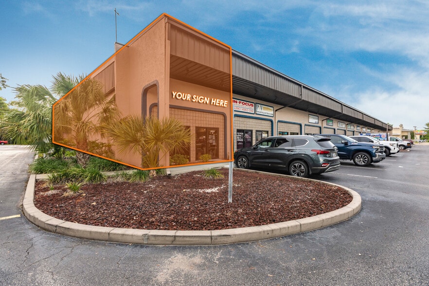 Primary Photo Of 12155 Metro Pky, Fort Myers Showroom For Sale