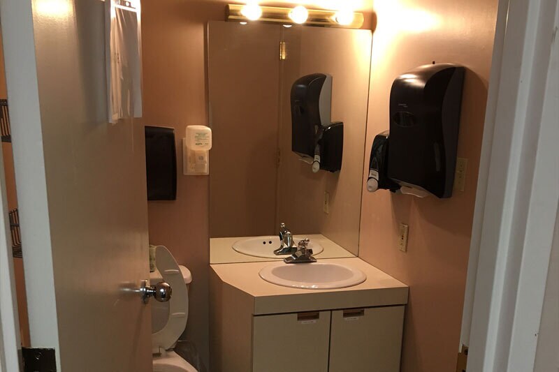 More Photos Of 1401 Harrodsburg Rd, Lexington Medical For Sale