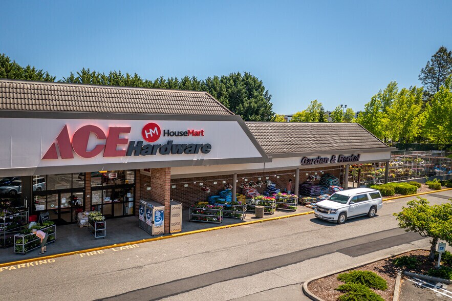 More Photos Of 400 Cooper Point Rd NW, Olympia Unknown For Lease