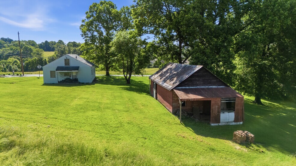 More Photos Of 1806 Forest Hills Dr, Parkersburg Land For Sale