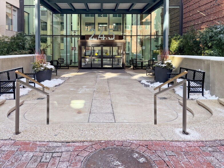 More Photos Of 245 First St, Cambridge Coworking Space