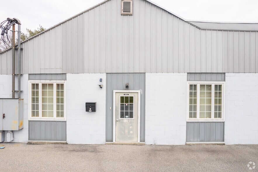 More Photos Of 220 S Maple St, Kutztown Warehouse For Sale