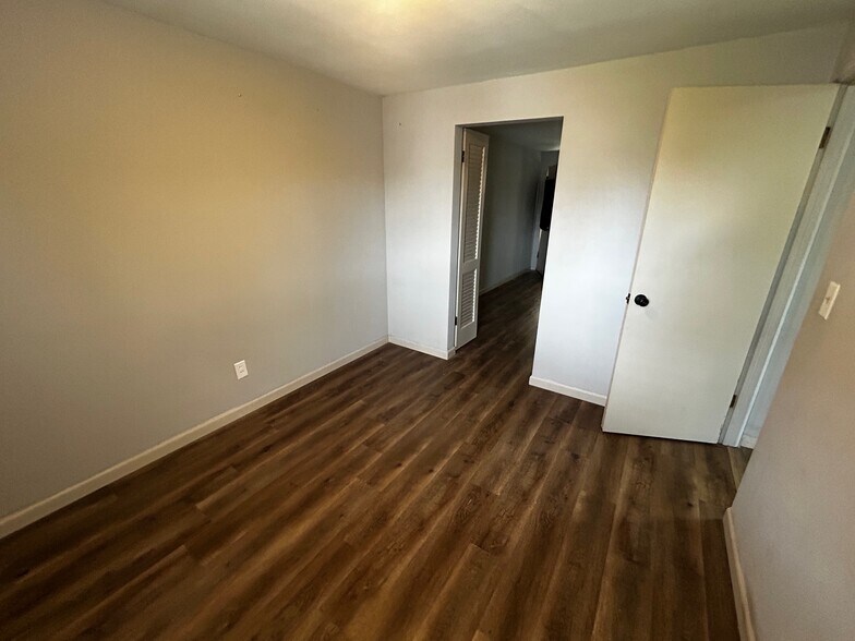 More Photos Of 2613 W Wardcliffe Dr, Peoria Apartments For Sale