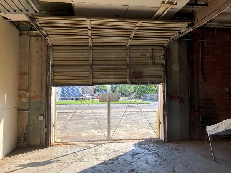 More Photos Of 270 N Sam Houston Blvd, San Benito Light Manufacturing For Lease