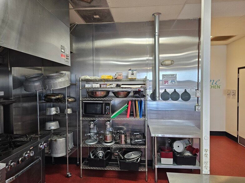 More Photos Of 420 The Parkway, Greer General Retail For Sale